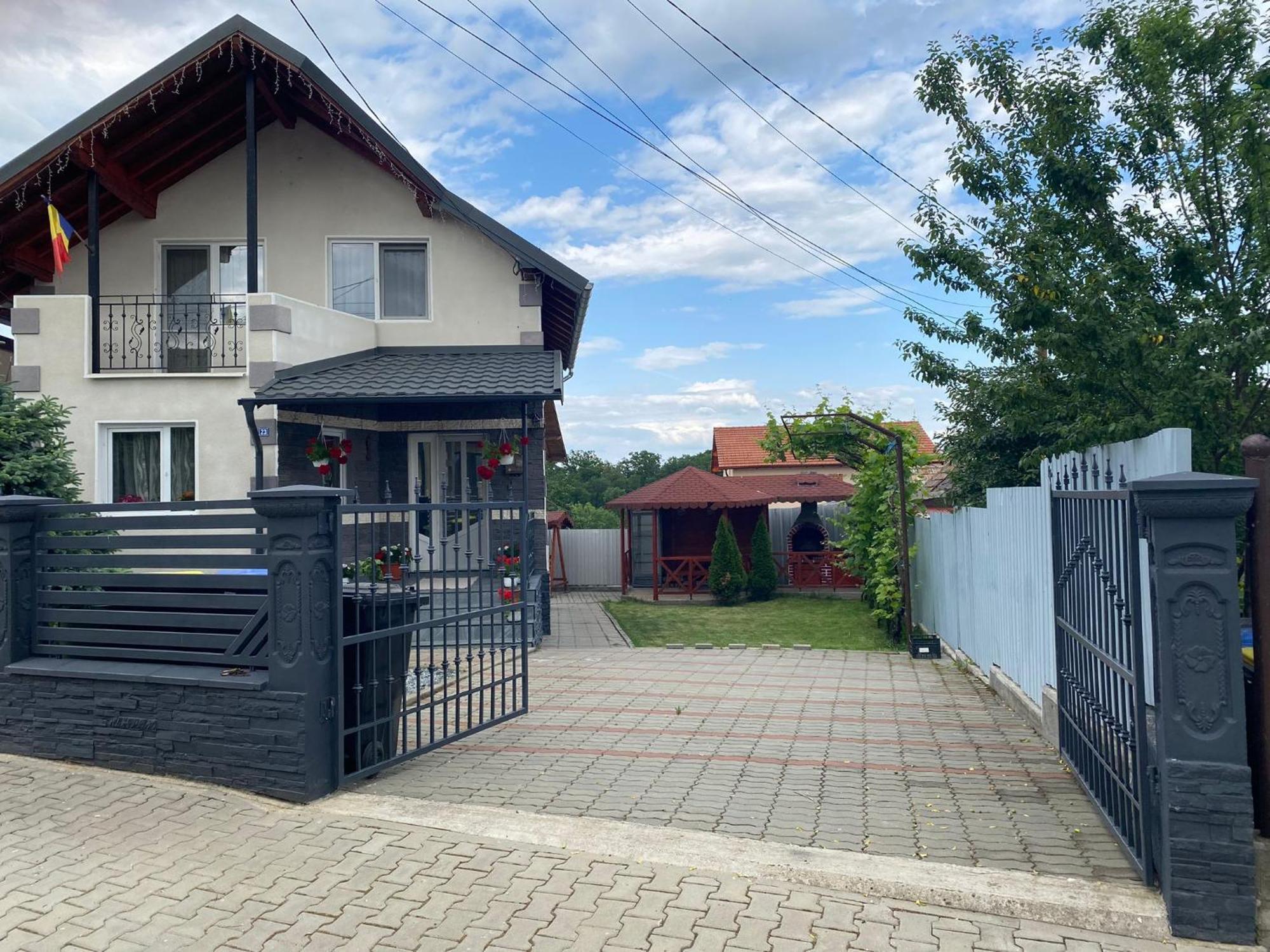 Casa Lms Villa Turda Bagian luar foto